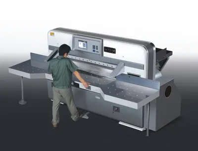 Worm Gear Driving Computerized Guillotine Paper Cutter 